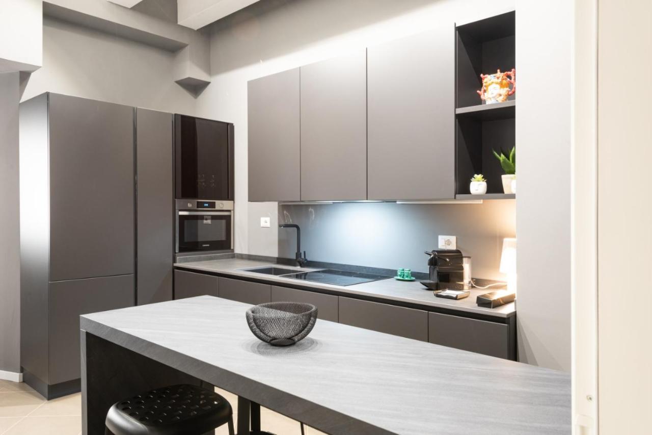Carlo Suite Apartments Con Vasca Idromassaggio Palermo Exteriör bild