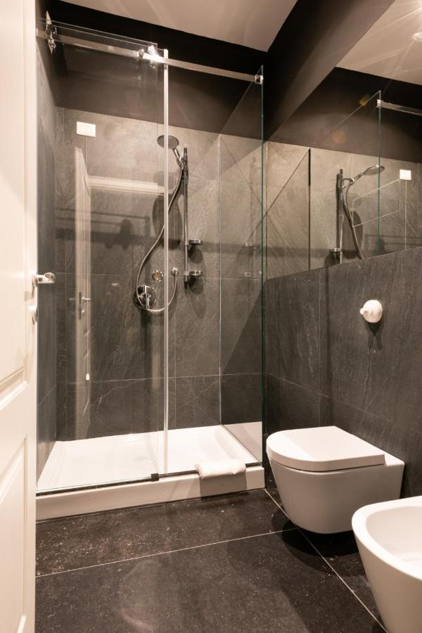 Carlo Suite Apartments Con Vasca Idromassaggio Palermo Exteriör bild