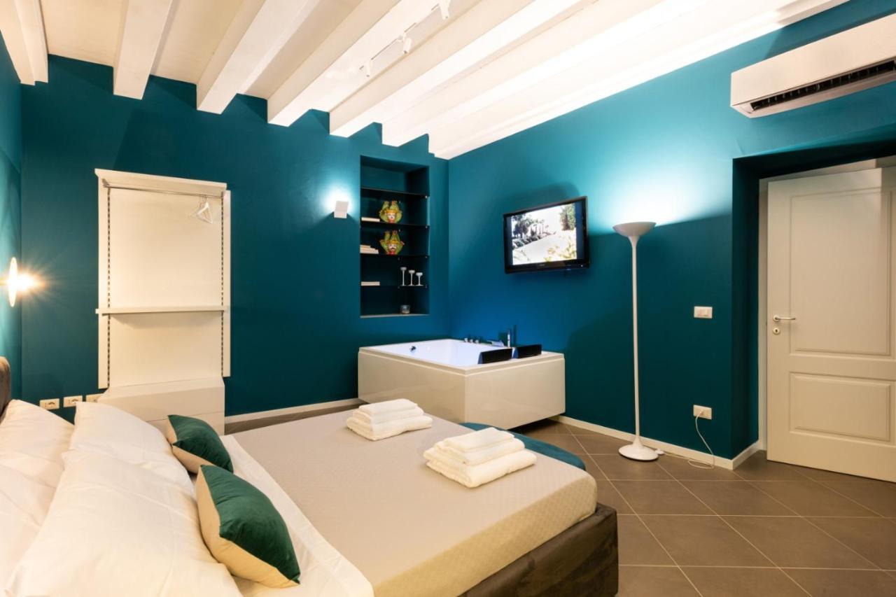 Carlo Suite Apartments Con Vasca Idromassaggio Palermo Exteriör bild